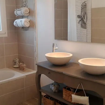 Les Chambres De La Nouvelle Alienor *